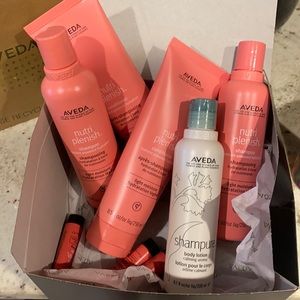 Aveda nutri plenish shampoo and conditioner. Brand new and never used or opened!
